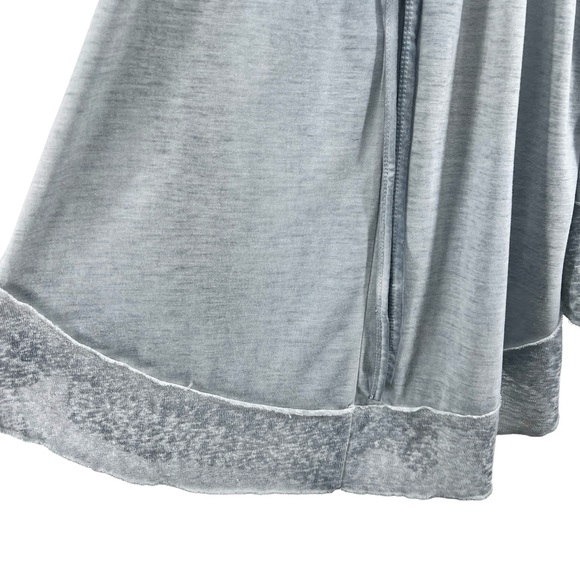 Umgee Womens Burnout Cold Shoulder Blouse Small Gray Keyhole Back Flare Sleeve - Picture 8 of 15